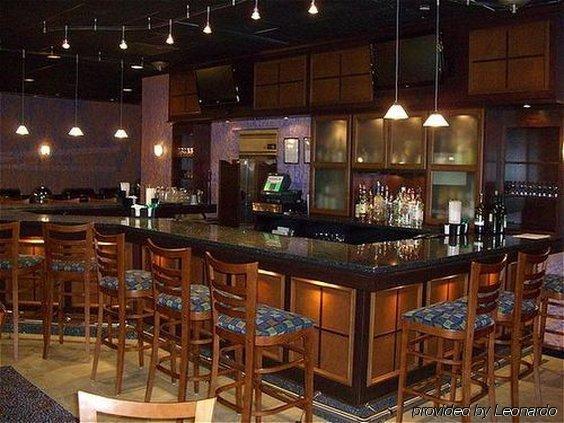 Holiday Inn Columbus North I-270 Worthington Ресторан фото