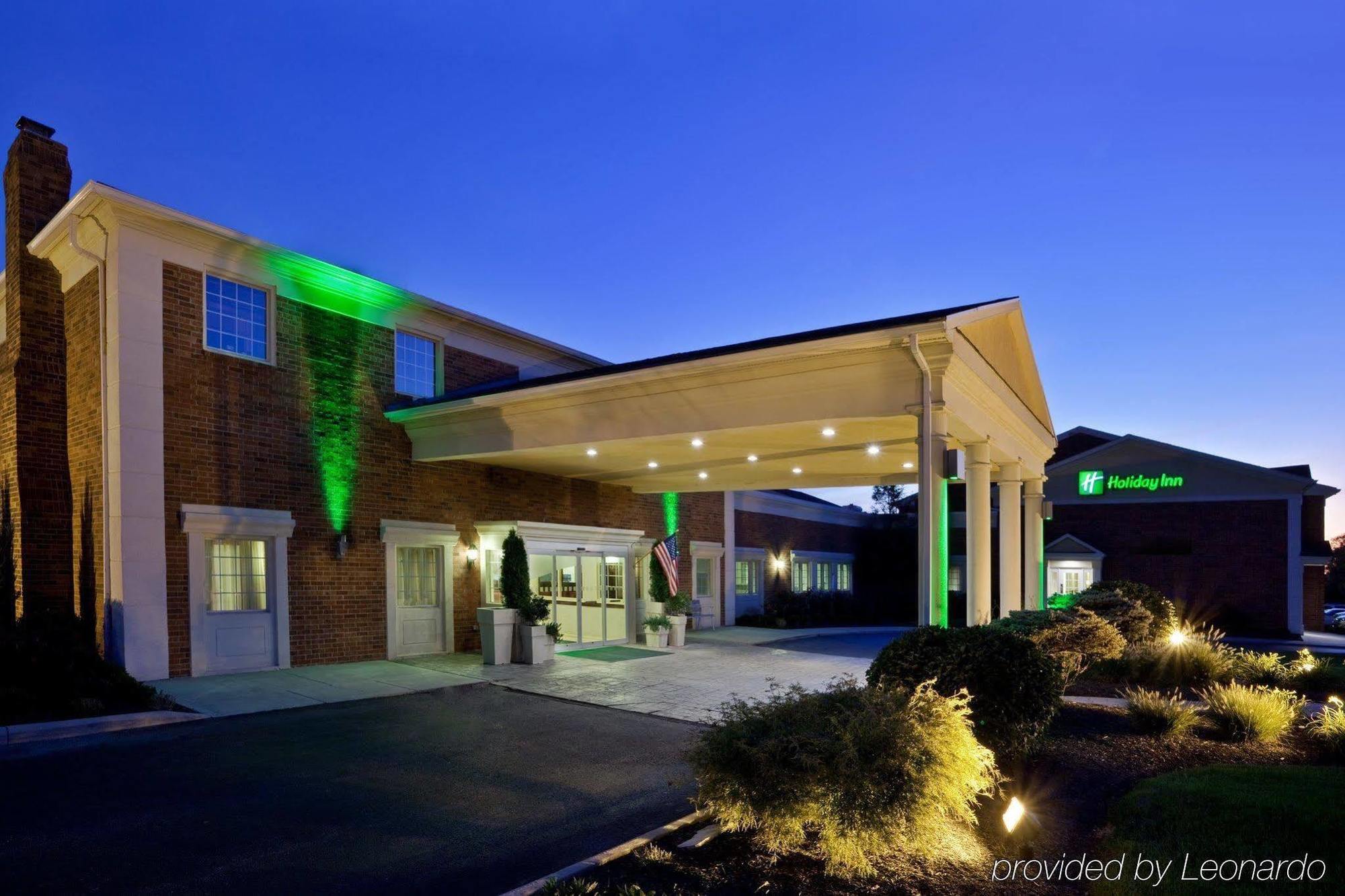 Holiday Inn Columbus North I-270 Worthington Экстерьер фото