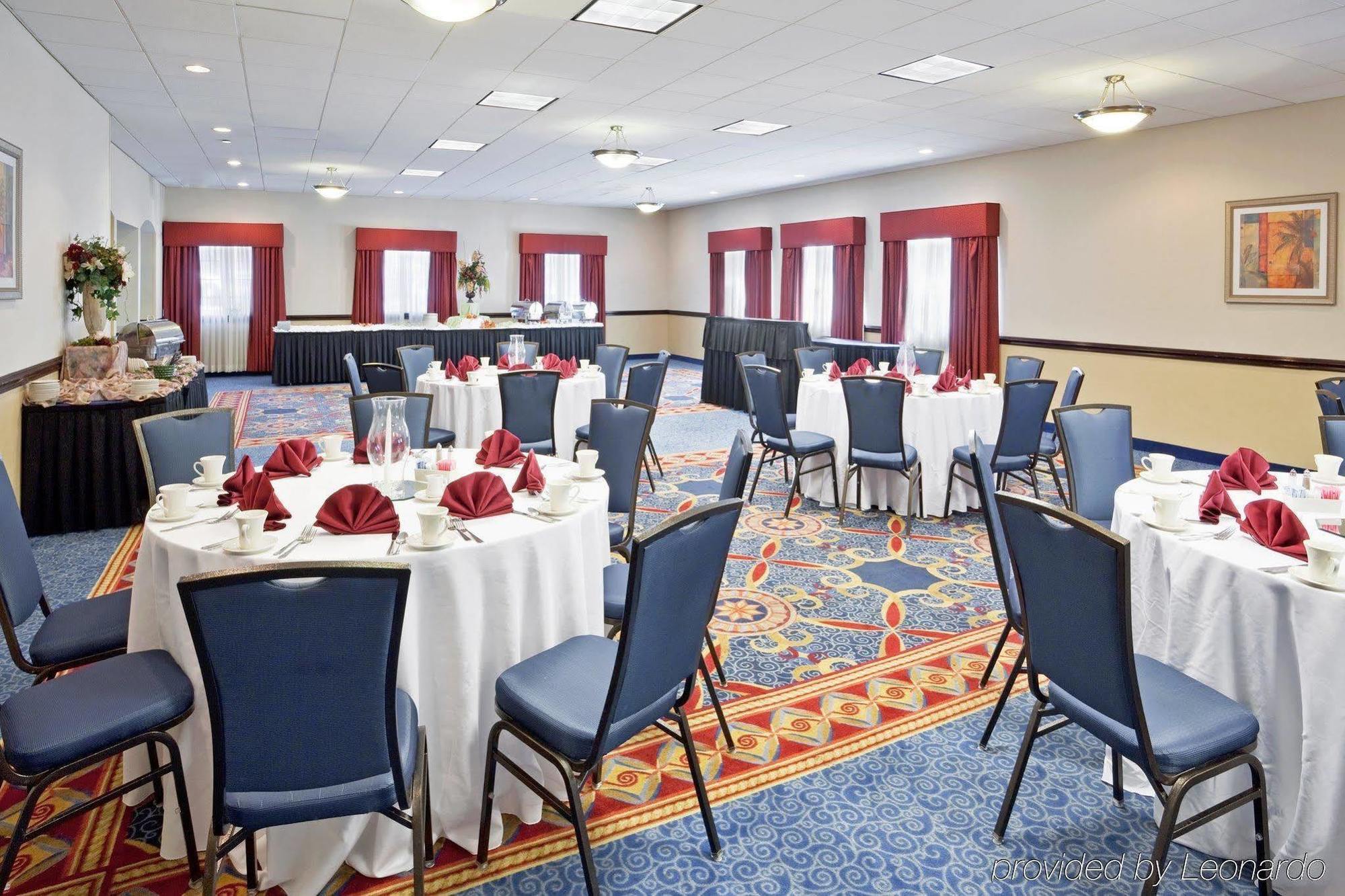 Holiday Inn Columbus North I-270 Worthington Экстерьер фото